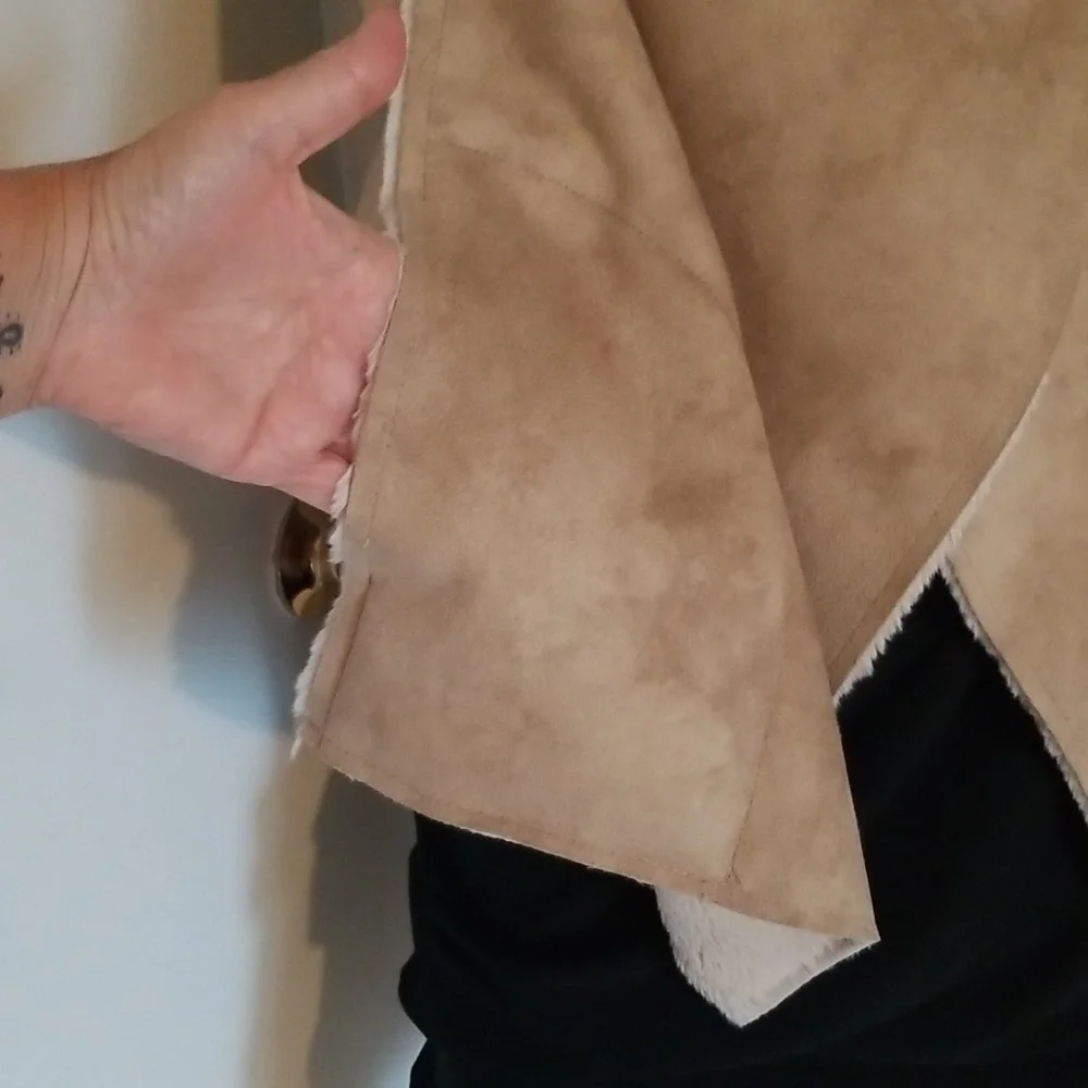 Joseph Ribkoff vest - Picture 5 of 7